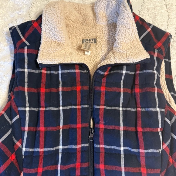 Duluth Trading Co Cream Fleece Vest size Large Red/ Blue A24 - Picture 1 of 10